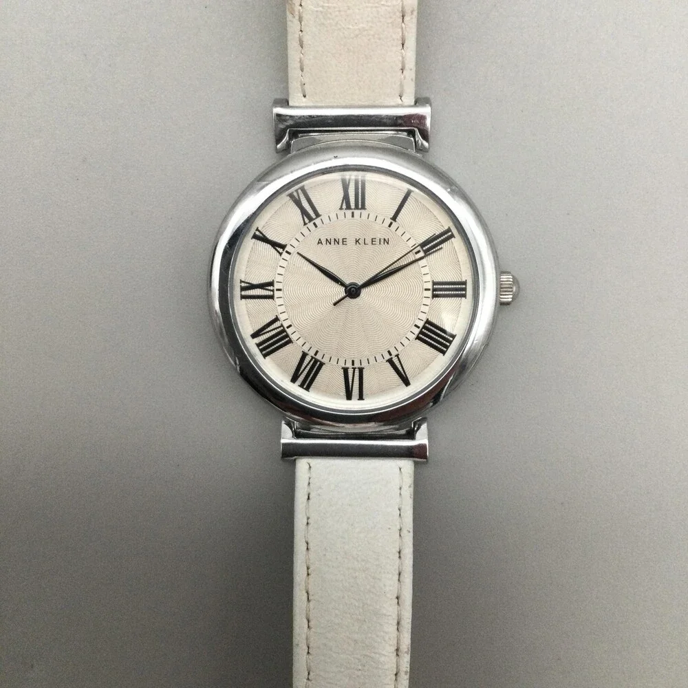 Anne Klein Womens Dress Watch 38mm Large Dial White Leather AK/2137 New Battery